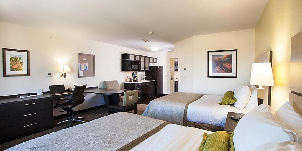 Candlewood Suites Belle Vernon By Ihg Exterior photo